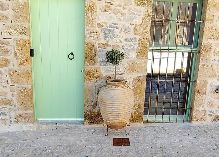 Villa Kato Rouga By Christos Papadeas *